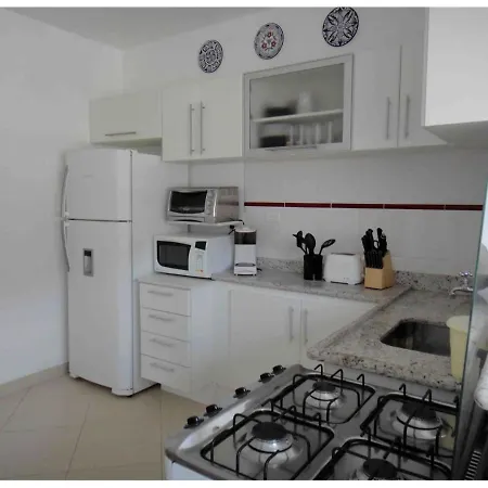 Guarujá, apartamento a 100 metros da praia da enseada.-2